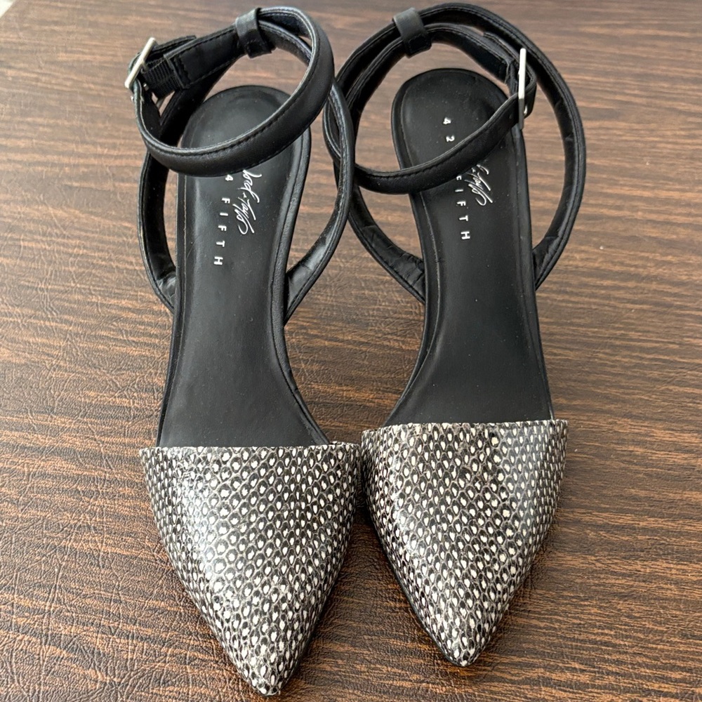 Women's Pointed Toe Ankle Strap heels- Black/cream LEATHER Snakeskin design